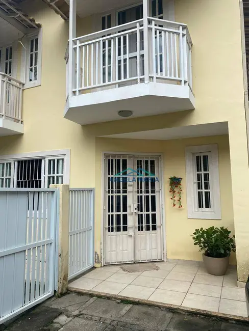 Casa com 3 quartos à venda em Extensão do Bosque, Rio Das Ostras - RJ - imagem 3 Foto 3 de Casa com 3 quartos à venda em Extensão do Bosque, Rio Das Ostras - RJ