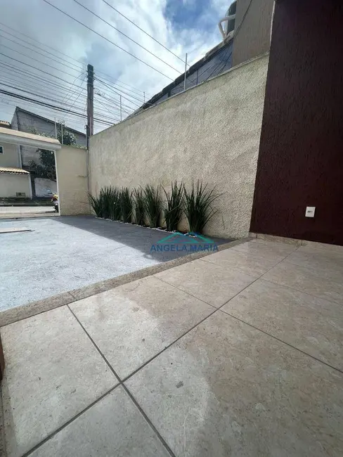 Foto 5 de Casa com 2 quartos à venda, 105m2 em Jardim Mariléa, Rio Das Ostras - RJ