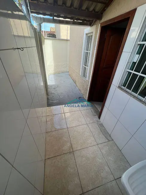 Foto 6 de Casa com 2 quartos à venda, 105m2 em Jardim Mariléa, Rio Das Ostras - RJ