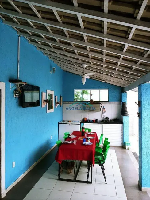 Foto 2 de Casa com 3 quartos à venda em Recreio, Rio Das Ostras - RJ