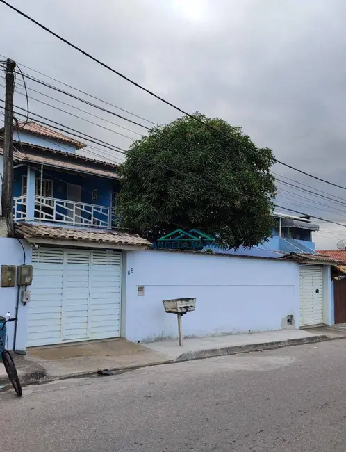 Foto 1 de Casa com 4 quartos à venda e para alugar, 280m2 em Village Rio das Ostras, Rio Das Ostras - RJ