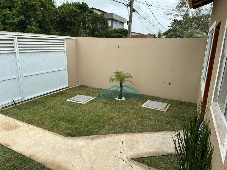 Foto 3 de Casa com 2 quartos à venda em Chácara Mariléa, Rio Das Ostras - RJ