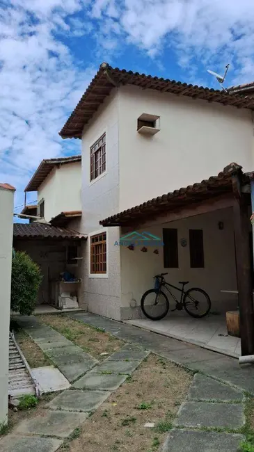 Foto 1 de Casa com 2 quartos à venda e para alugar em Extensão do Bosque, Rio Das Ostras - RJ