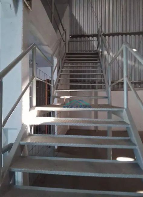 Armazém / Galpão para alugar em Rio Das Ostras - RJ - imagem 3 Foto 3 de Armazém / Galpão para alugar em Rio Das Ostras - RJ