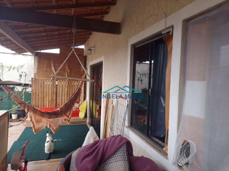 Foto 9 de Casa com 3 quartos à venda, 116m2 em Jardim Mariléa, Rio Das Ostras - RJ