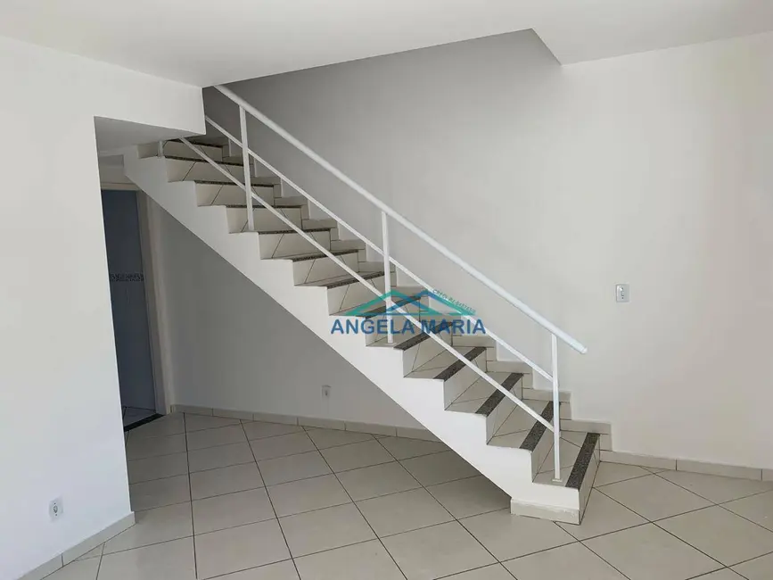 Foto 6 de Casa com 2 quartos à venda, 70m2 em Village Rio das Ostras, Rio Das Ostras - RJ