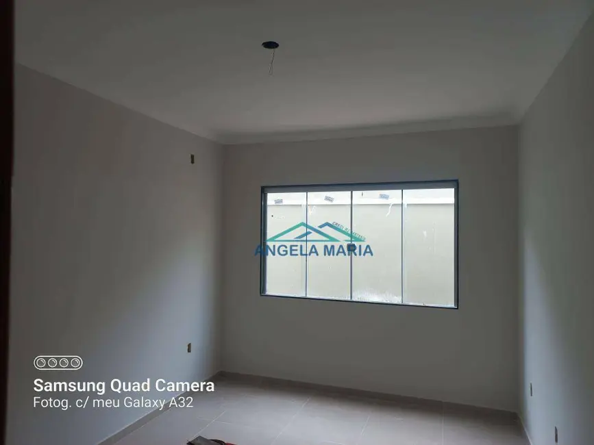 Foto 5 de Casa com 3 quartos à venda em Cidade Praiana, Rio Das Ostras - RJ