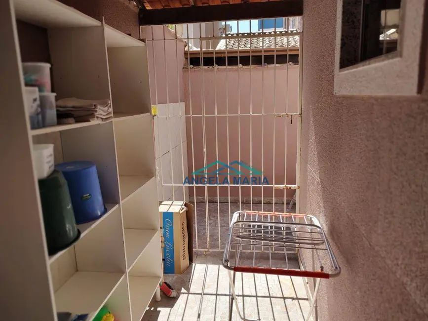 Foto 4 de Casa com 3 quartos à venda, 135m2 em Jardim Bela Vista, Rio Das Ostras - RJ