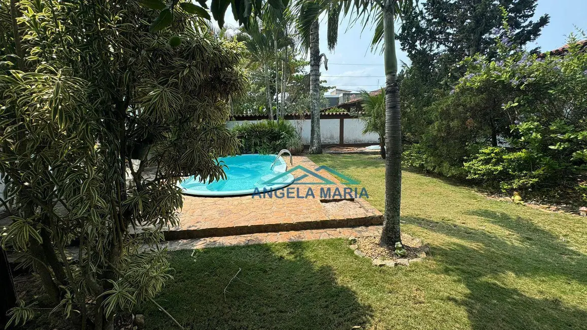 Foto 6 de Casa com 3 quartos à venda, 550m2 em Jardim Mariléa, Rio Das Ostras - RJ