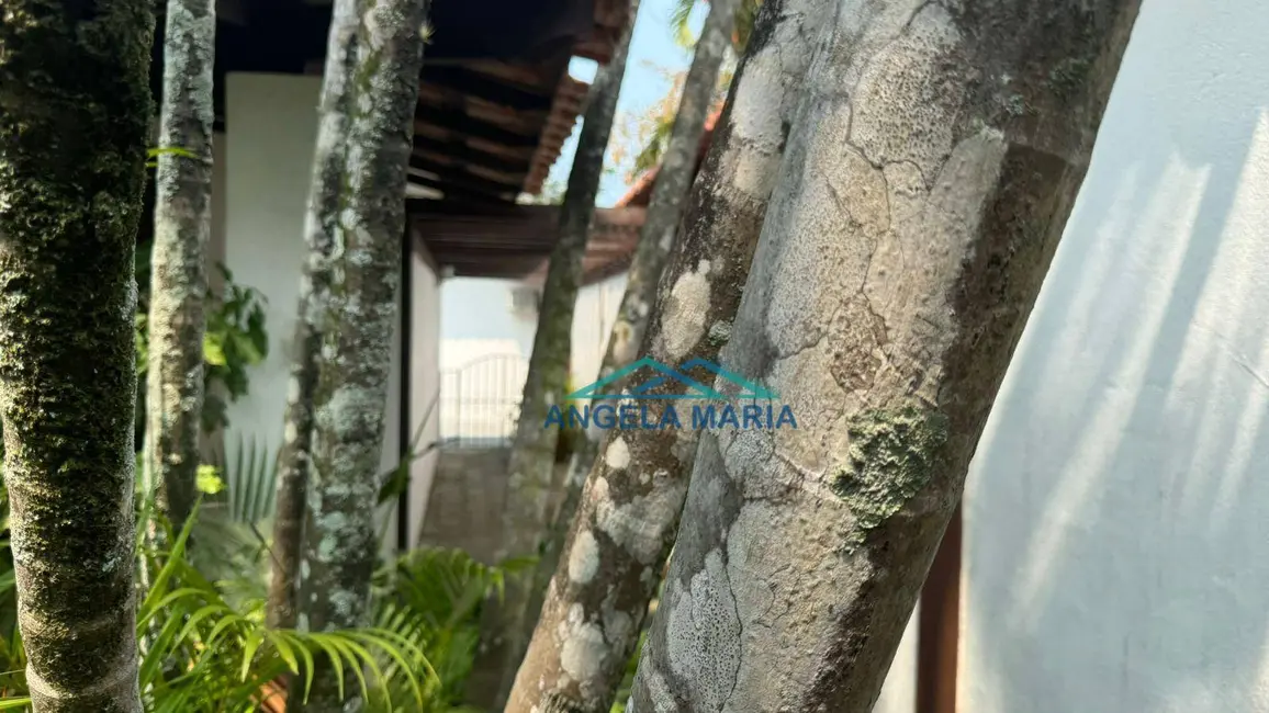 Foto 8 de Casa com 3 quartos à venda, 550m2 em Jardim Mariléa, Rio Das Ostras - RJ