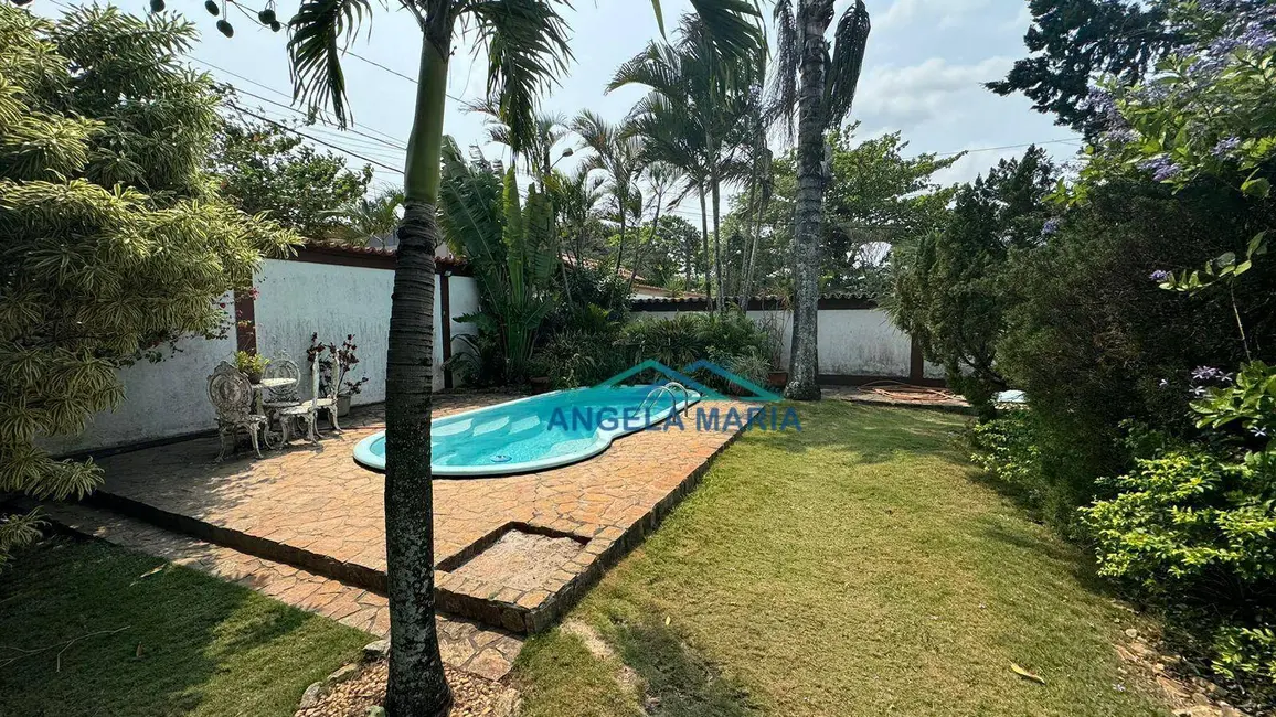 Foto 5 de Casa com 3 quartos à venda, 550m2 em Jardim Mariléa, Rio Das Ostras - RJ