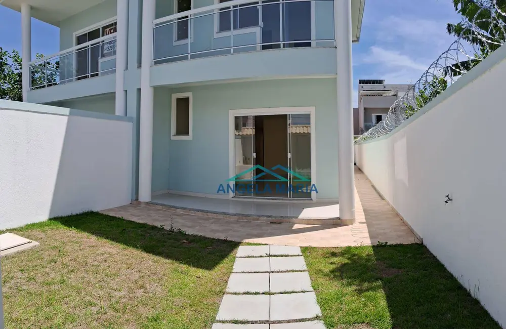 Foto 1 de Casa com 4 quartos à venda em Jardim Bela Vista, Rio Das Ostras - RJ