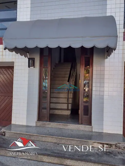 Foto 3 de Apartamento com 1 quarto à venda em Extensão do Bosque, Rio Das Ostras - RJ