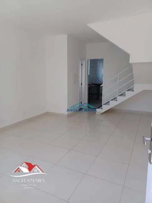 Foto 2 de Casa para alugar em Jardim Mariléa, Rio Das Ostras - RJ