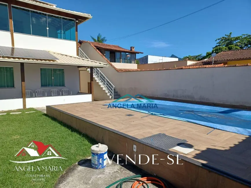 Foto 1 de Casa com 5 quartos à venda em Cidade Praiana, Rio Das Ostras - RJ