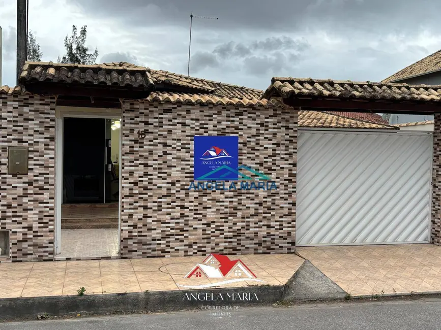 Foto 2 de Casa à venda em Extensão do Bosque, Rio Das Ostras - RJ