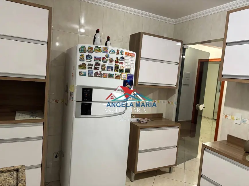 Foto 5 de Casa à venda em Extensão do Bosque, Rio Das Ostras - RJ