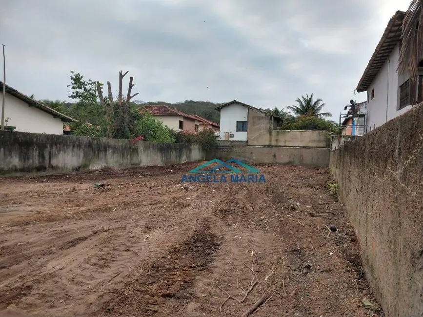 Foto 1 de Terreno / Lote à venda, 600m2 em Extensão do Bosque, Rio Das Ostras - RJ