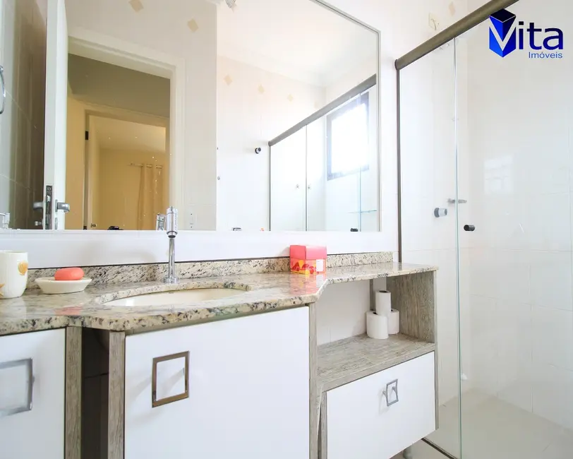 Apartamento com 2 quartos para alugar, 68m2 em Ponta das Canas, Florianopolis - SC - imagem 8 Foto 8 de Apartamento com 2 quartos para alugar, 68m2 em Ponta das Canas, Florianopolis - SC