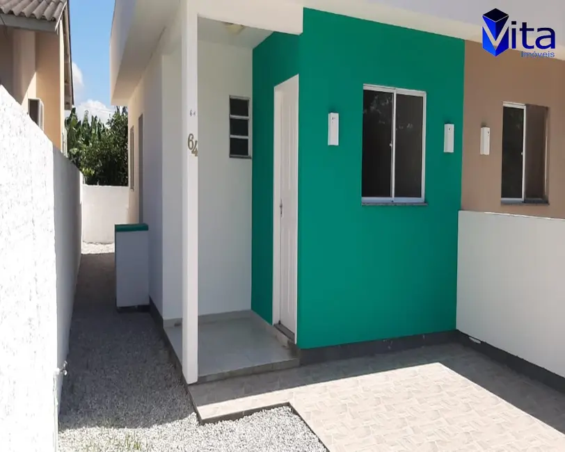 Foto 2 de Casa com 2 quartos para alugar, 80m2 em Vargem Grande, Florianopolis - SC