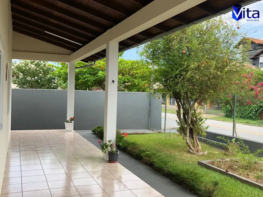 Foto 5 de Casa com 3 quartos à venda, 240m2 em Ponta das Canas, Florianopolis - SC