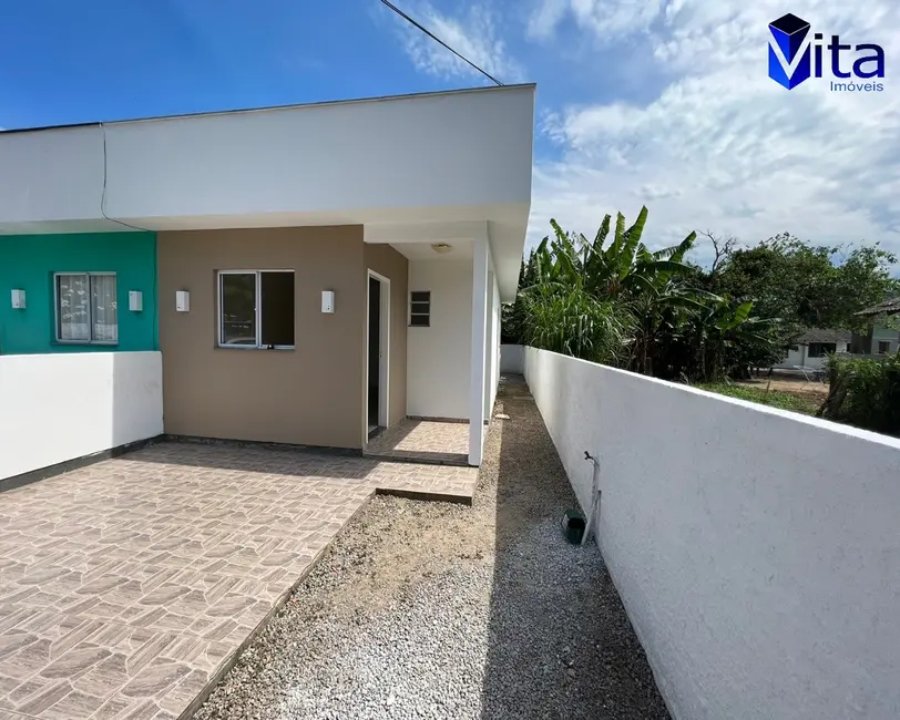 Foto 1 de Casa com 2 quartos para alugar, 50m2 em Vargem Grande, Florianopolis - SC