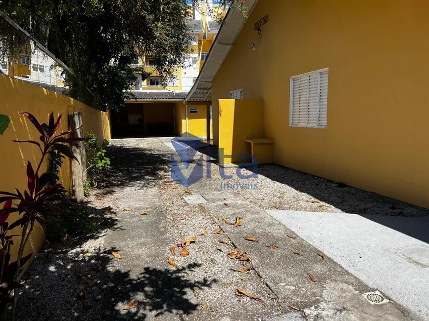 Casa com 2 quartos para alugar, 80m2 em Cachoeira do Bom Jesus, Florianopolis - SC - imagem 1 Foto 1 de Casa com 2 quartos para alugar, 80m2 em Cachoeira do Bom Jesus, Florianopolis - SC