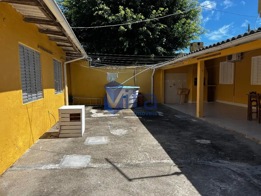Casa com 2 quartos para alugar, 80m2 em Cachoeira do Bom Jesus, Florianopolis - SC - imagem 3 Foto 3 de Casa com 2 quartos para alugar, 80m2 em Cachoeira do Bom Jesus, Florianopolis - SC