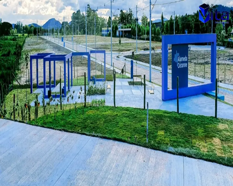 Foto 1 de Terreno / Lote à venda, 360m2 em Canasvieiras, Florianopolis - SC