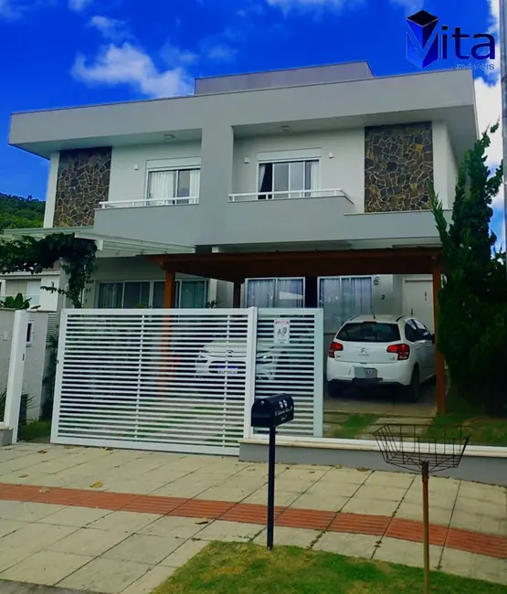 Foto 1 de Casa de Condomínio com 3 quartos à venda, 190m2 em Cachoeira do Bom Jesus, Florianopolis - SC