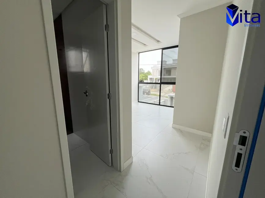 Foto 6 de Casa com 3 quartos à venda, 115m2 em São João do Rio Vermelho, Florianopolis - SC
