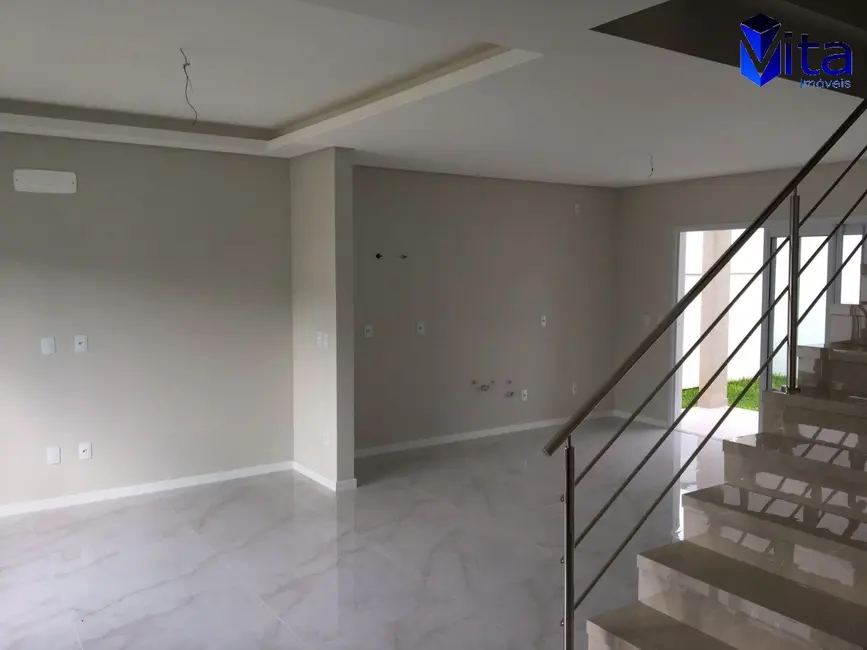 Casa com 3 quartos à venda, 107m2 em Santo Antônio de Lisboa, Florianopolis - SC - imagem 6 Foto 6 de Casa com 3 quartos à venda, 107m2 em Santo Antônio de Lisboa, Florianopolis - SC