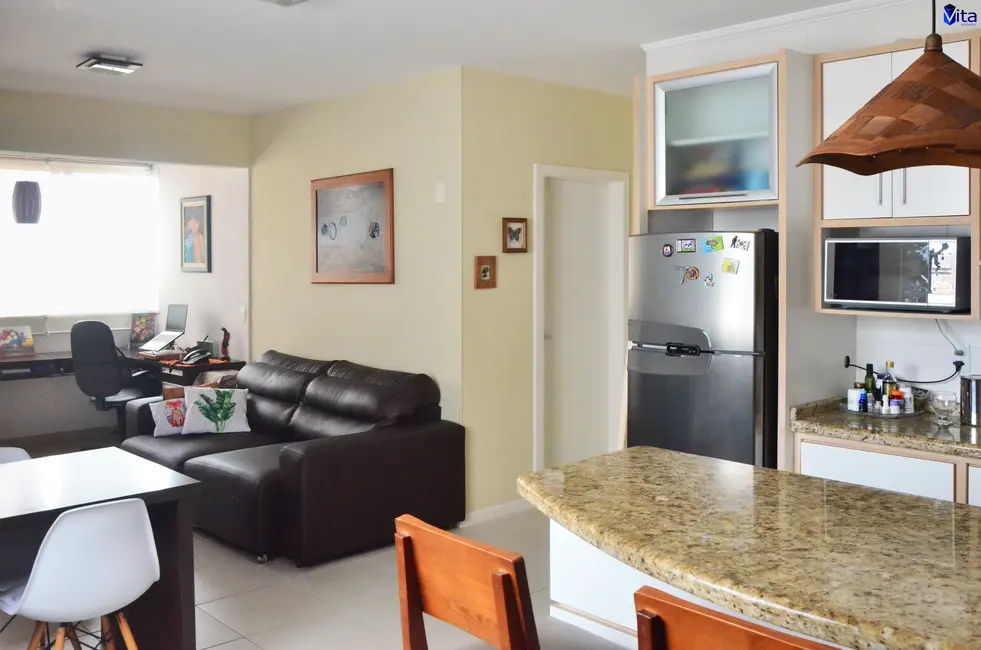 Foto 4 de Apartamento com 2 quartos à venda, 75m2 em Florianopolis - SC