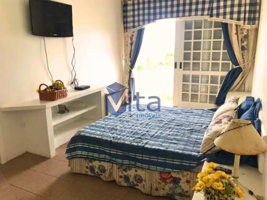 Casa com 3 quartos para alugar, 180m2 em Cachoeira do Bom Jesus, Florianopolis - SC - imagem 7 Foto 7 de Casa com 3 quartos para alugar, 180m2 em Cachoeira do Bom Jesus, Florianopolis - SC