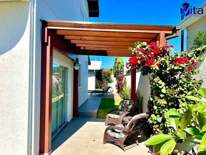 Foto 4 de Casa com 3 quartos à venda, 450m2 em Ingleses do Rio Vermelho, Florianopolis - SC