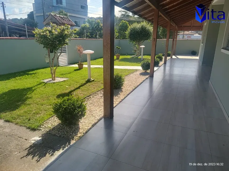 Casa com 3 quartos para alugar, 450m2 em Cachoeira do Bom Jesus, Florianopolis - SC - imagem 4 Foto 4 de Casa com 3 quartos para alugar, 450m2 em Cachoeira do Bom Jesus, Florianopolis - SC