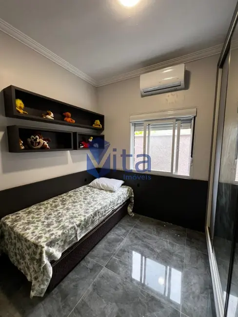 Foto 32 de Casa com 3 quartos para alugar, 450m2 em Cachoeira do Bom Jesus, Florianopolis - SC