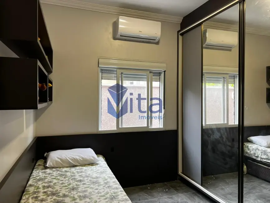 Foto 31 de Casa com 3 quartos para alugar, 450m2 em Cachoeira do Bom Jesus, Florianopolis - SC