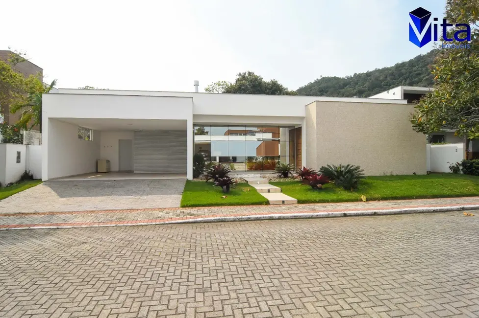 Foto 2 de Casa com 4 quartos à venda, 345m2 em Cachoeira do Bom Jesus, Florianopolis - SC