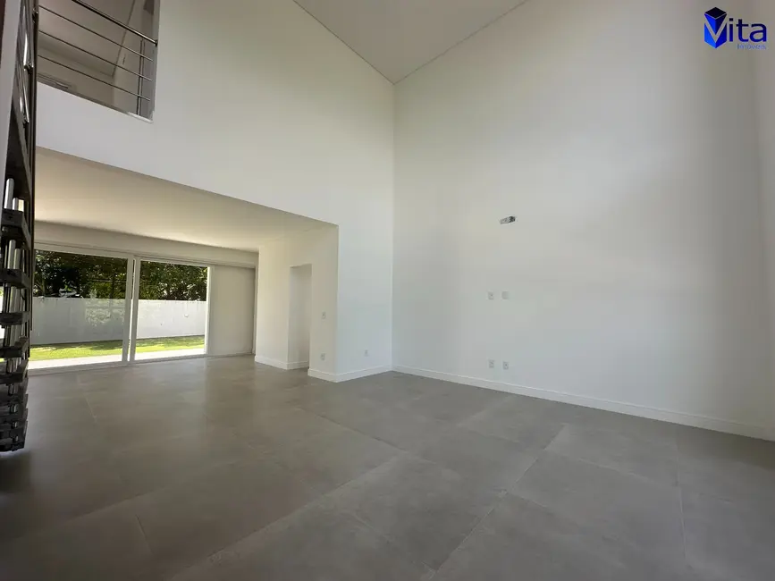 Foto 9 de Casa de Condomínio com 3 quartos à venda, 270m2 em Cachoeira do Bom Jesus, Florianopolis - SC