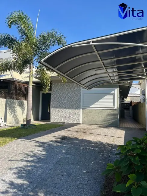 Foto 1 de Casa com 3 quartos à venda, 134m2 em Cachoeira do Bom Jesus, Florianopolis - SC