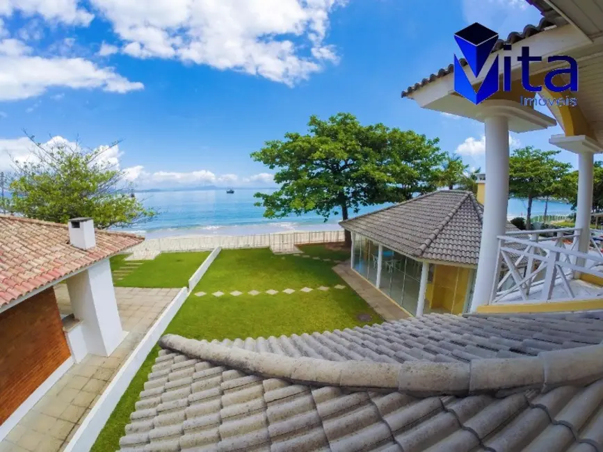 Casa com 4 quartos para alugar, 200m2 em Cachoeira do Bom Jesus, Florianopolis - SC - imagem 4 Foto 4 de Casa com 4 quartos para alugar, 200m2 em Cachoeira do Bom Jesus, Florianopolis - SC