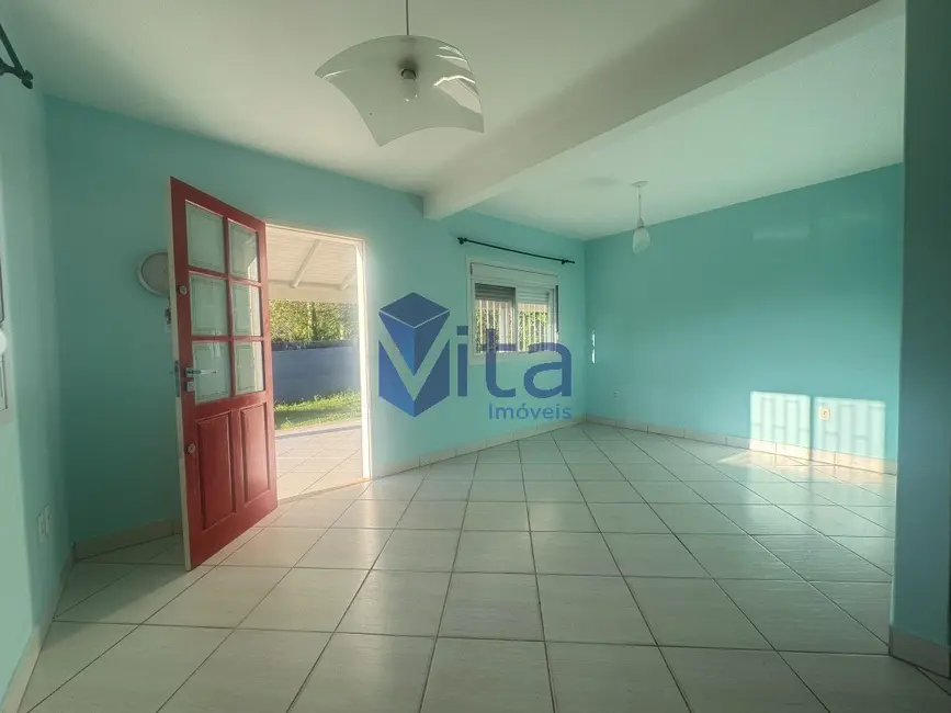 Casa com 3 quartos para alugar, 120m2 em Cachoeira do Bom Jesus, Florianopolis - SC - imagem 4 Foto 4 de Casa com 3 quartos para alugar, 120m2 em Cachoeira do Bom Jesus, Florianopolis - SC