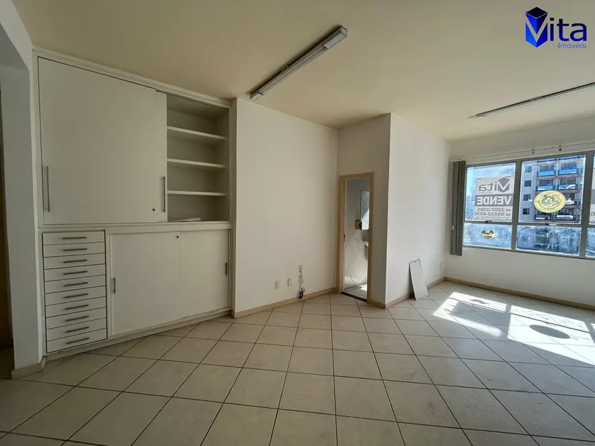 Foto 9 de Sala Comercial à venda e para alugar, 52m2 em Estreito, Florianopolis - SC