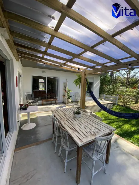 Casa com 2 quartos à venda, 190m2 em Ponta das Canas, Florianopolis - SC - imagem 8 Foto 8 de Casa com 2 quartos à venda, 190m2 em Ponta das Canas, Florianopolis - SC