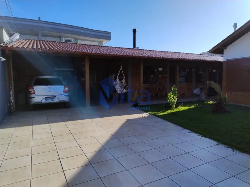 Casa com 4 quartos à venda, 160m2 em Ponta das Canas, Florianopolis - SC - imagem 3 Foto 3 de Casa com 4 quartos à venda, 160m2 em Ponta das Canas, Florianopolis - SC