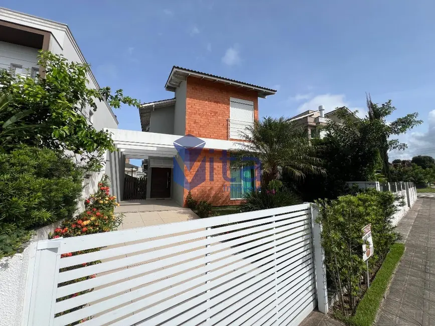 Foto 2 de Casa com 4 quartos à venda, 173m2 em Cachoeira do Bom Jesus, Florianopolis - SC