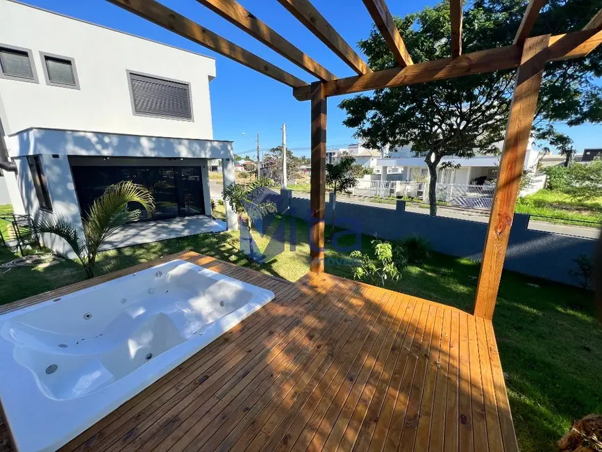 Foto 3 de Casa de Condomínio com 3 quartos à venda, 190m2 em Cachoeira do Bom Jesus, Florianopolis - SC