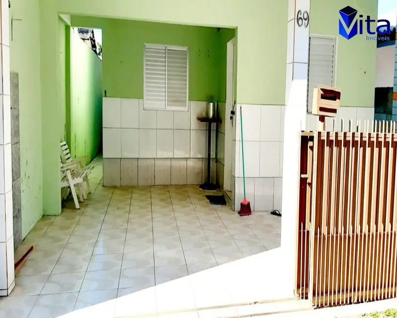 Casa com 2 quartos à venda, 94m2 em Cachoeira do Bom Jesus, Florianopolis - SC - imagem 2 Foto 2 de Casa com 2 quartos à venda, 94m2 em Cachoeira do Bom Jesus, Florianopolis - SC