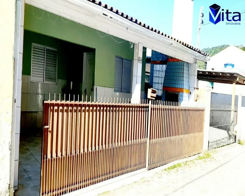 Casa com 2 quartos à venda, 94m2 em Cachoeira do Bom Jesus, Florianopolis - SC - imagem 1 Foto 1 de Casa com 2 quartos à venda, 94m2 em Cachoeira do Bom Jesus, Florianopolis - SC